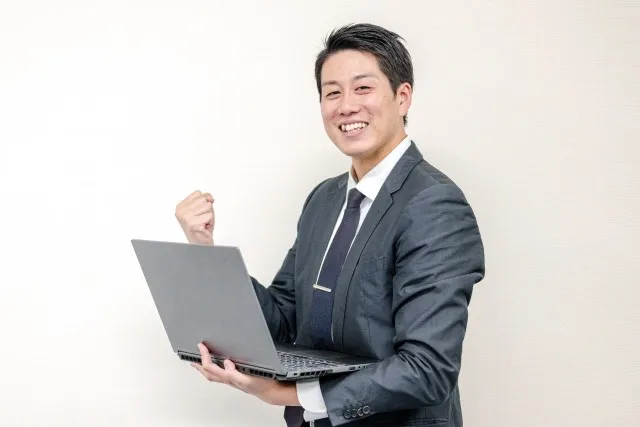 探偵が調査する時の服装や小道具とは？知っておきたい心得と技術 🕵️‍♂️